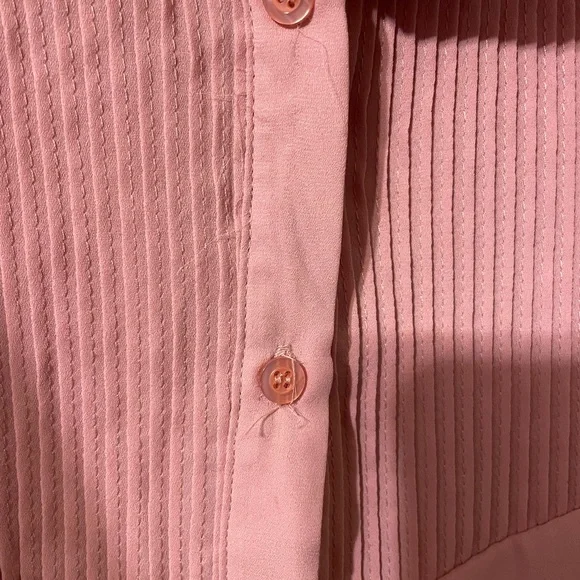 Unique Vintage Size Large Pink Blouse with Bow Tie - Picture 4 of 10